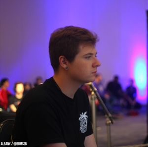 Meet your Posher, Mark